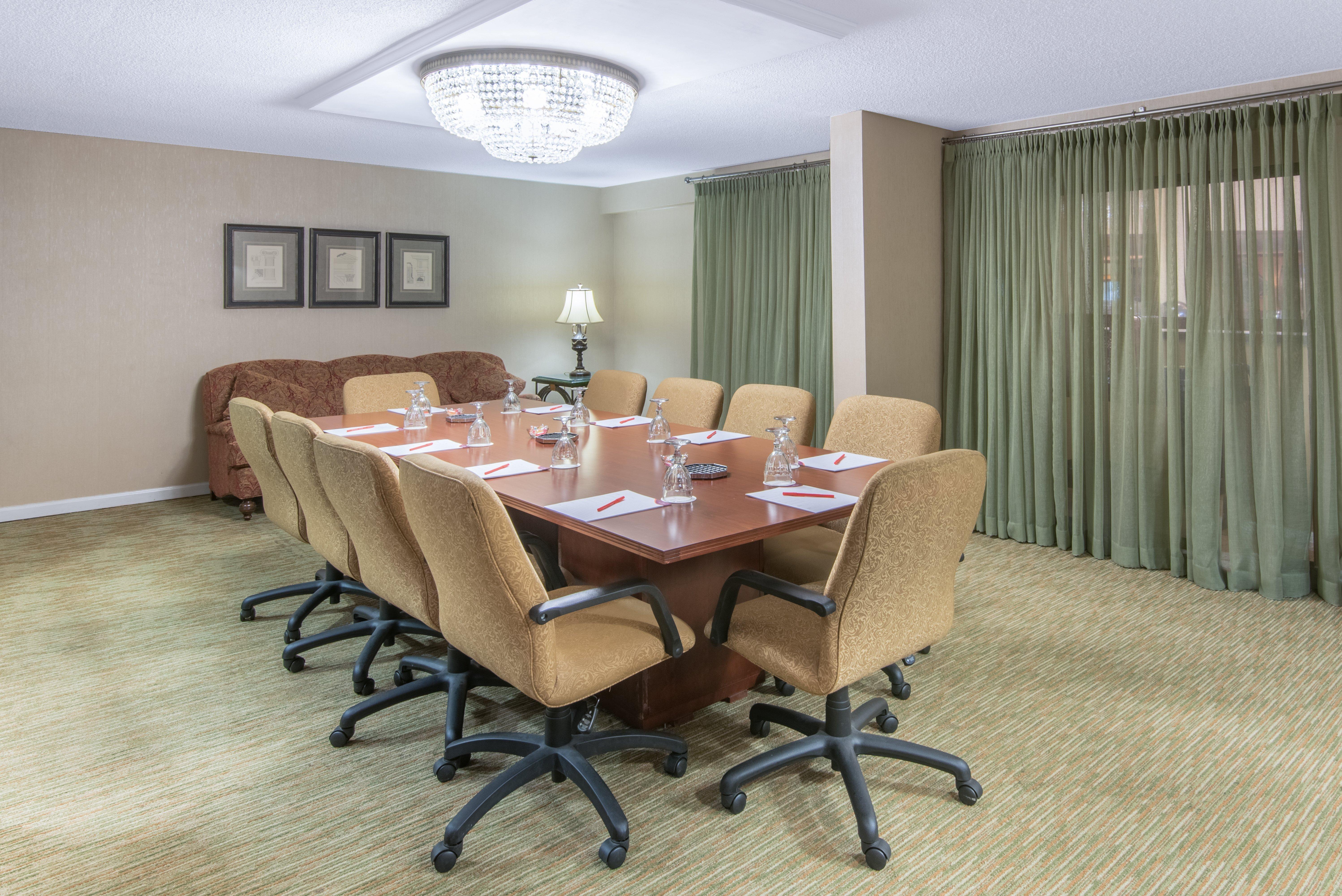 Crowne Plaza Hotel Hickory By Ihg Eksteriør bilde