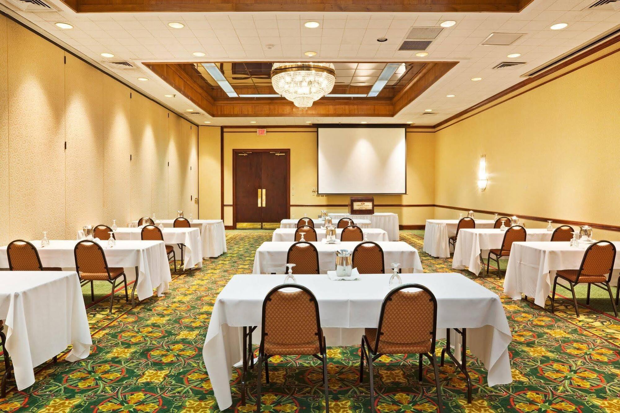 Crowne Plaza Hotel Hickory By Ihg Eksteriør bilde